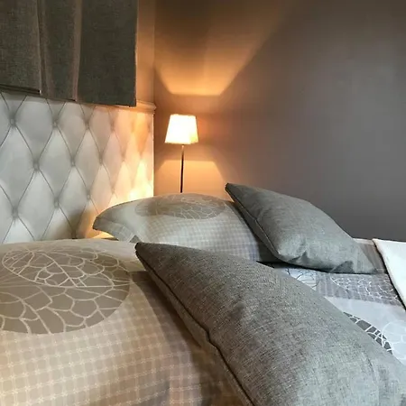 Duplex Pour 4 Personnes Au Centre De Bordeaux