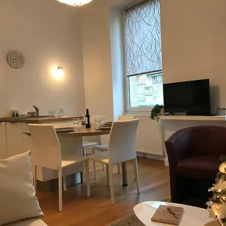 Apartment Duplex Pour 4 Personnes Au Centre De Bordeaux
